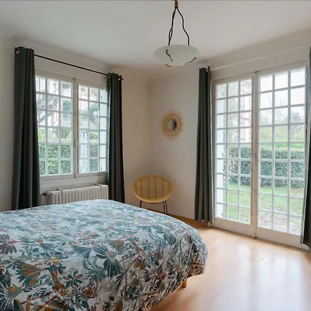 Rare Gem With Spa 2 Steps From The Sea 度假居 *